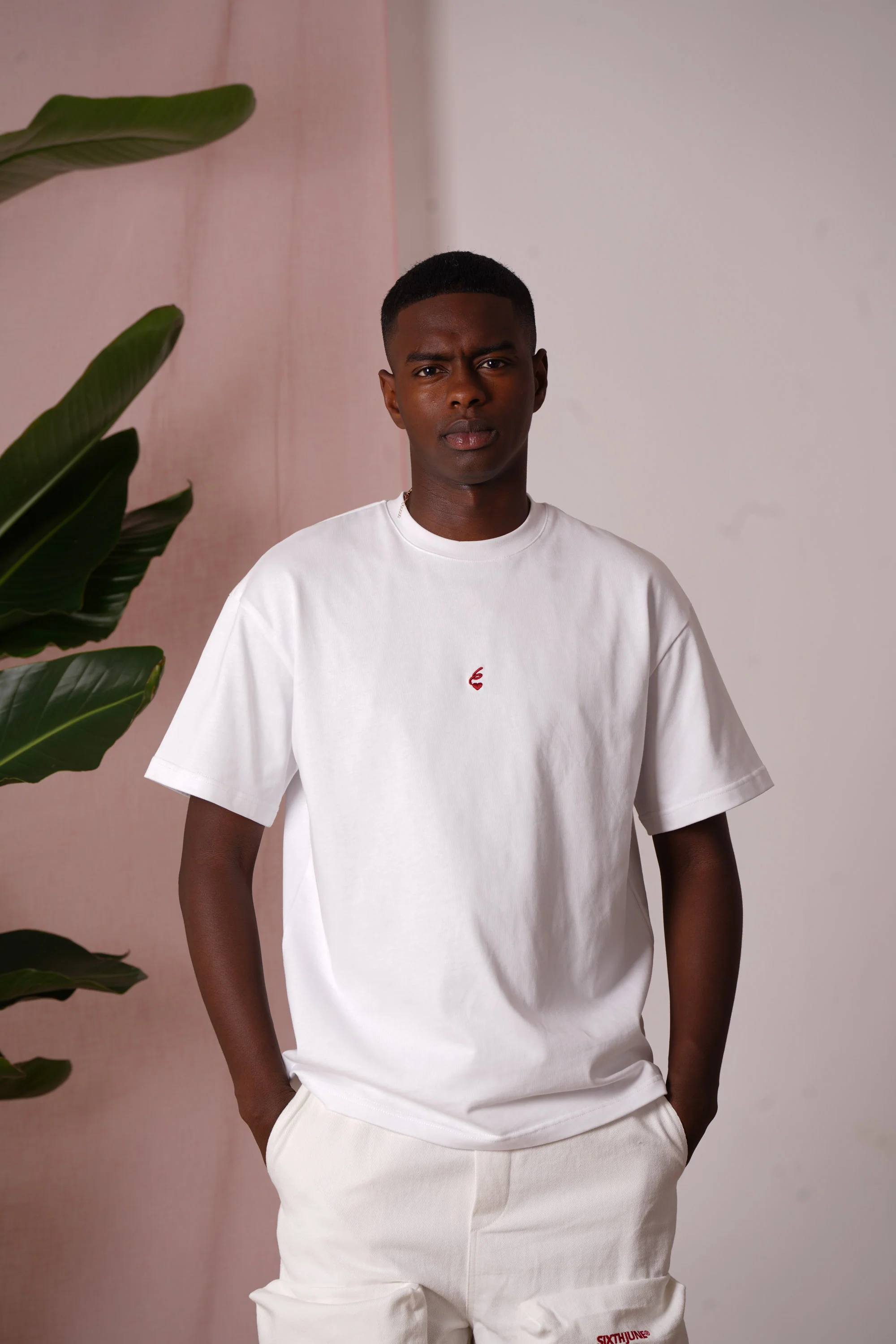 6 HEART S/S T-shirt - Image 7