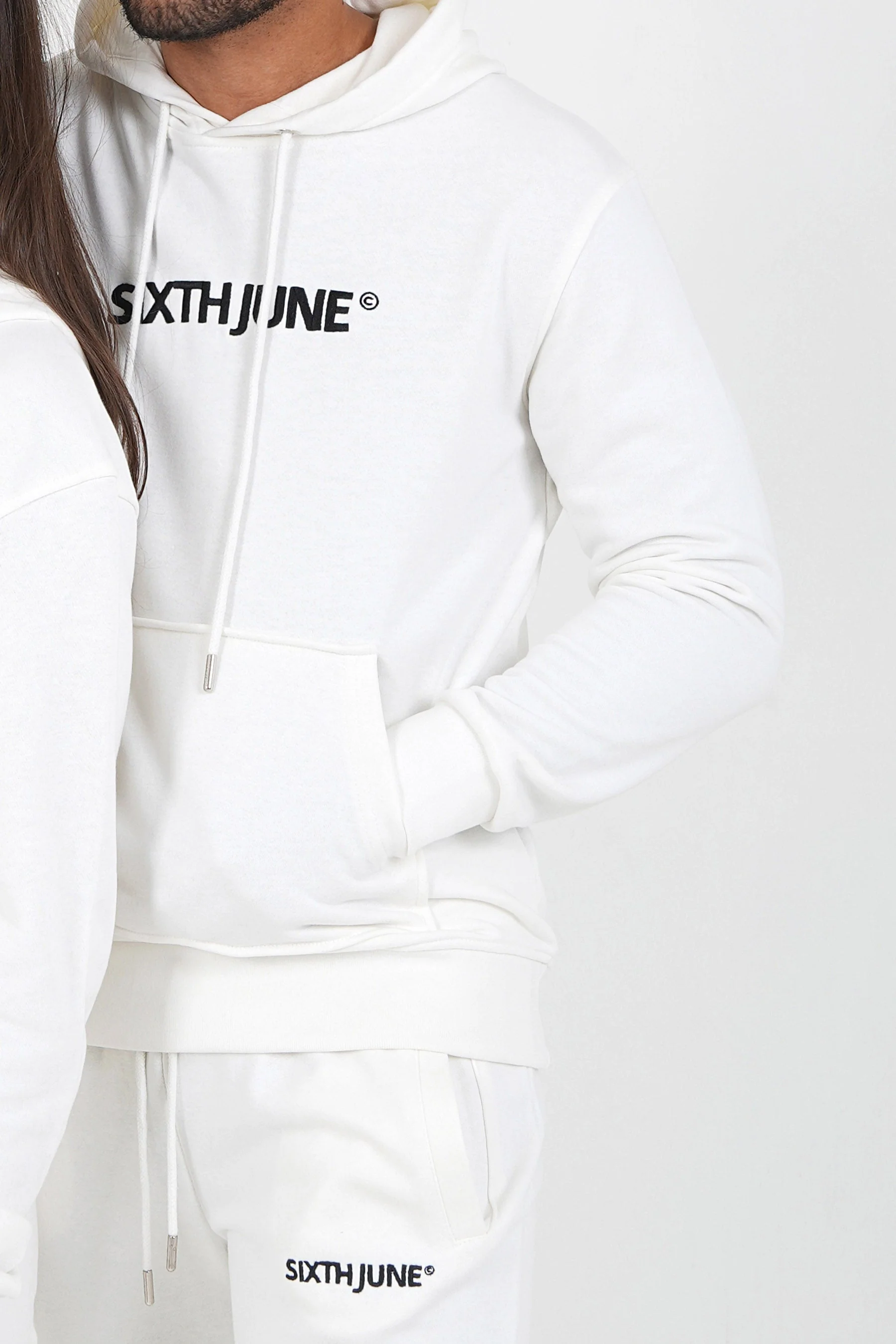 Sweatshirt capuche logo brodé Blanc - Image 3