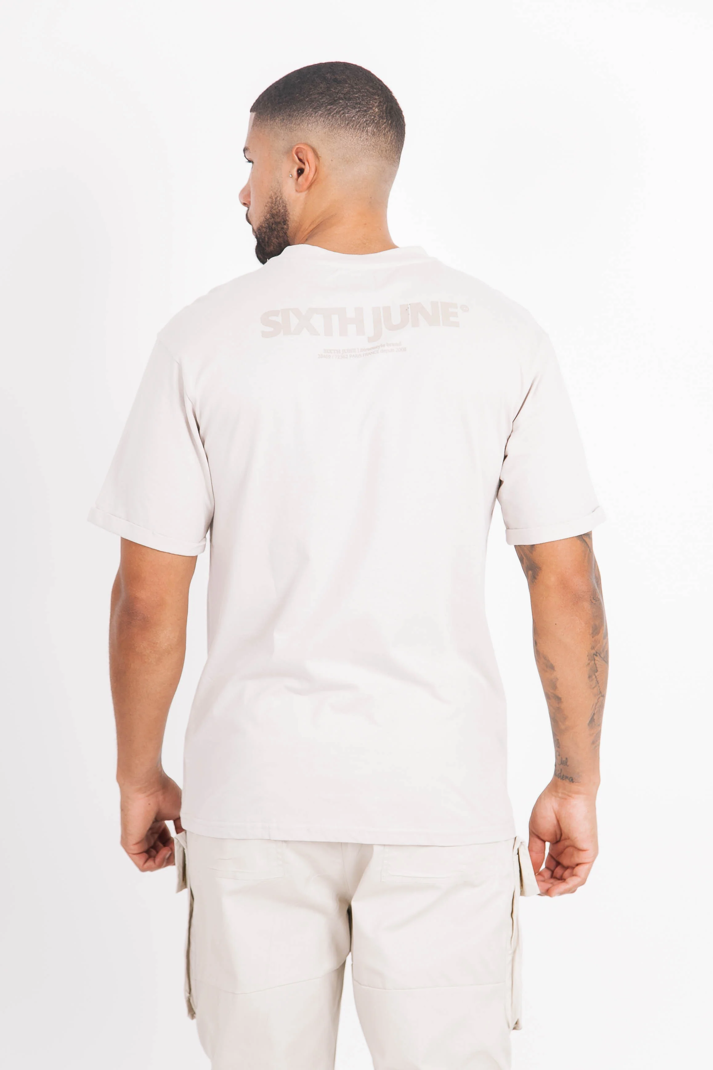 T-shirt basique logo manches beige - Image 4
