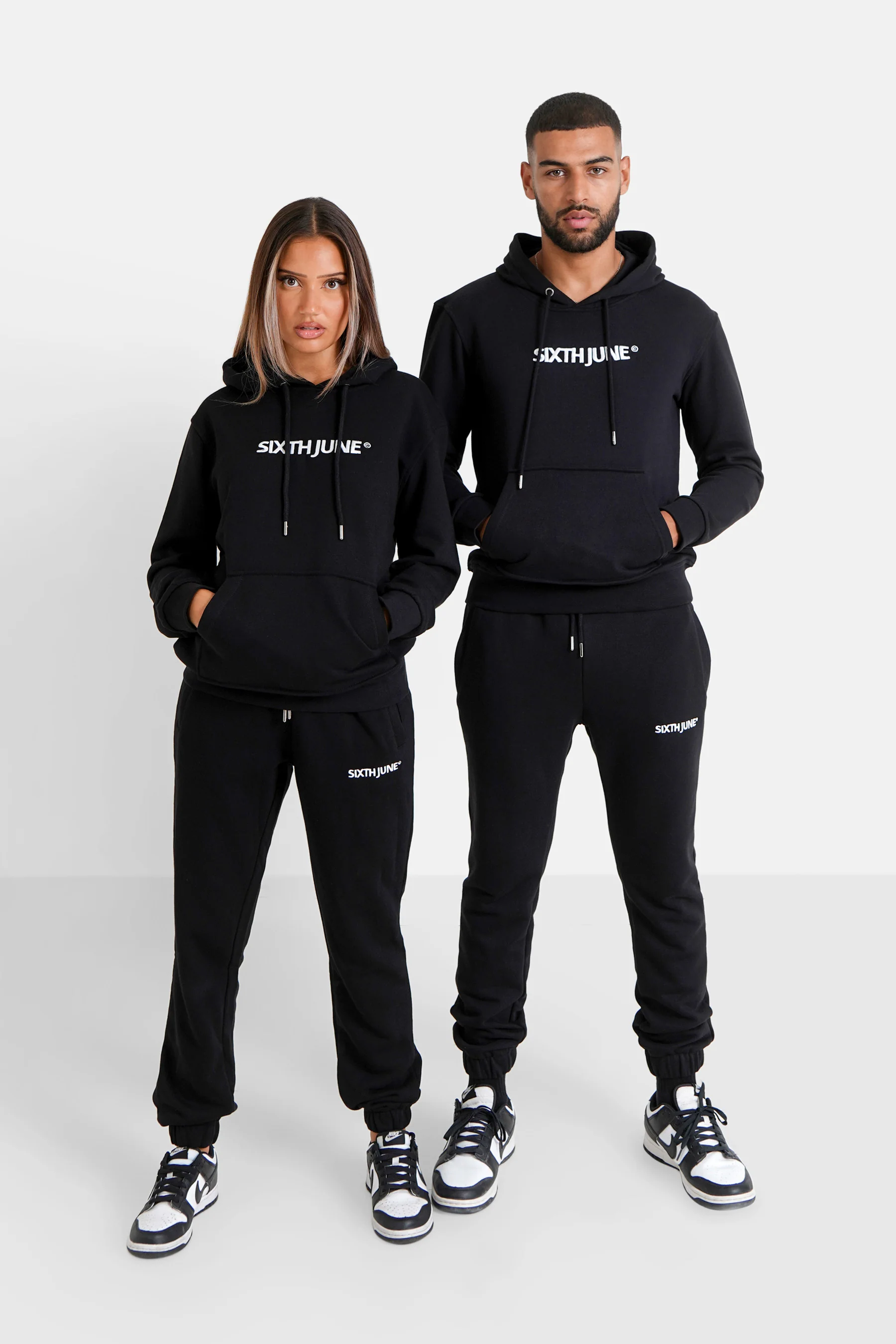 Sweatshirt soft logo brodé Noir - Image 6