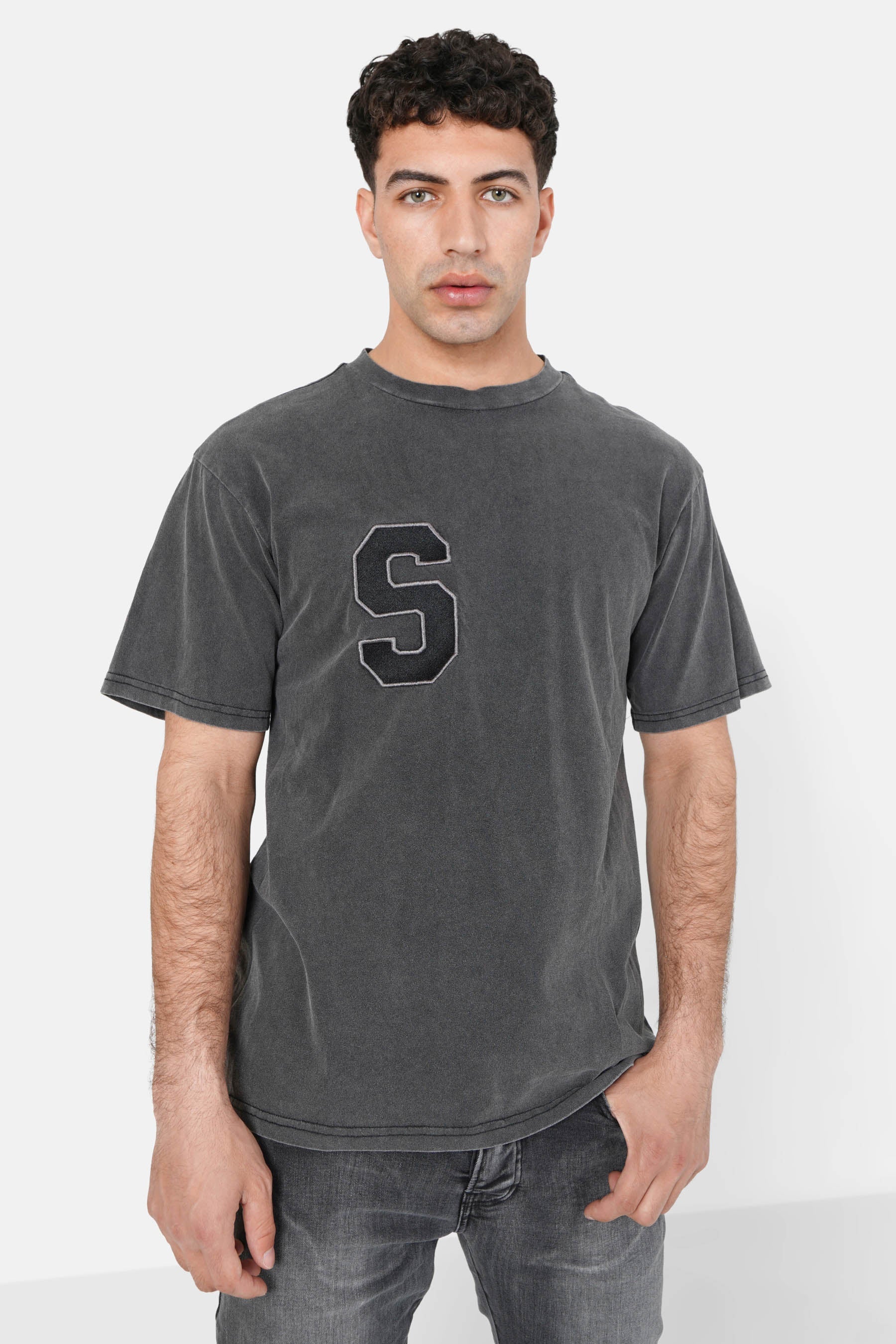 T-shirt college logo brodé Gris foncé