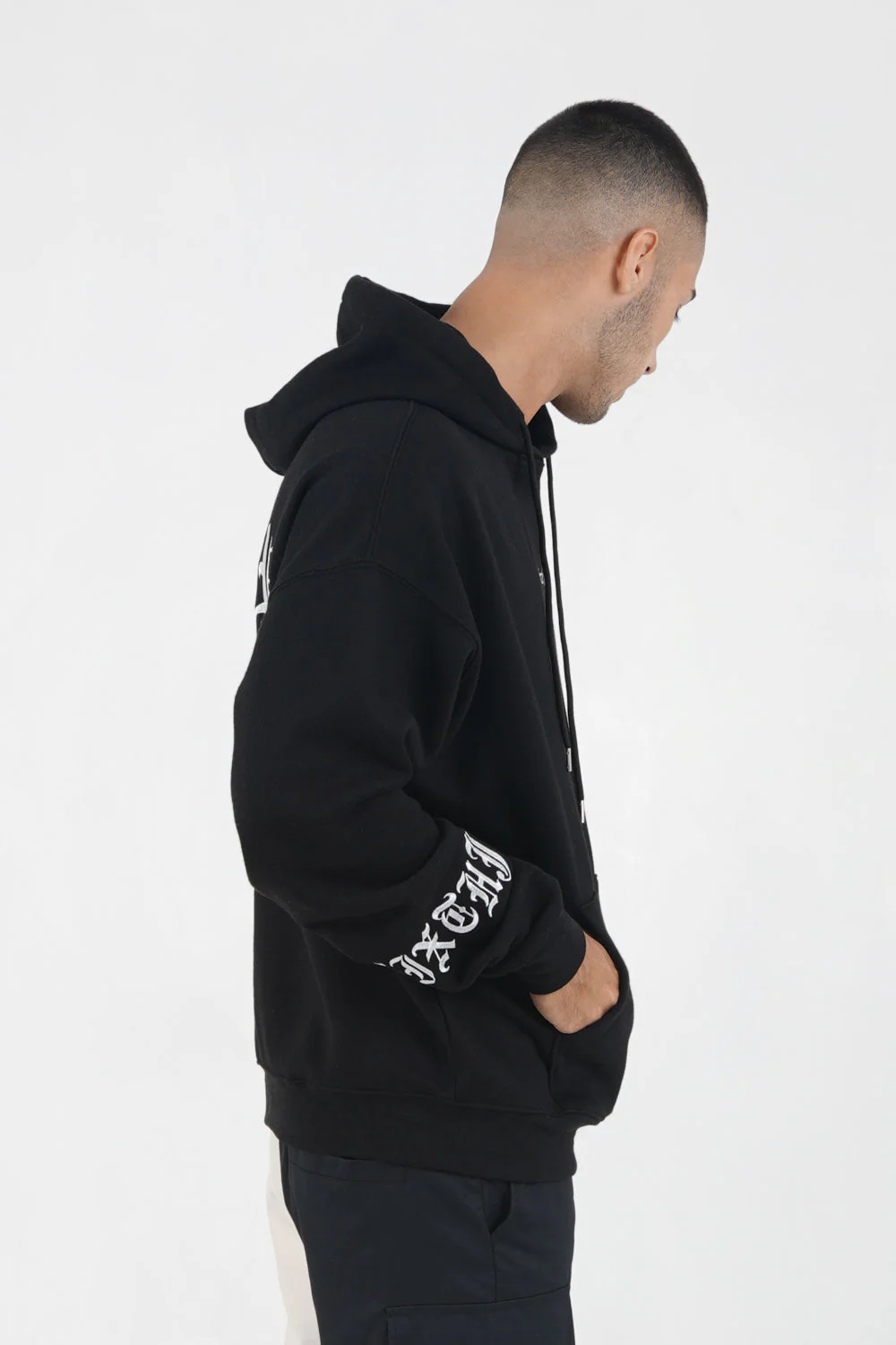 Sweat capuche crew manches Noir - Image 4