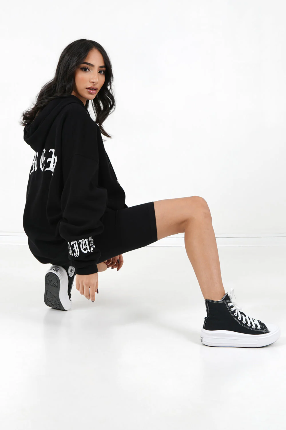 Sweatshirt capuche crew manches Noir - Image 6