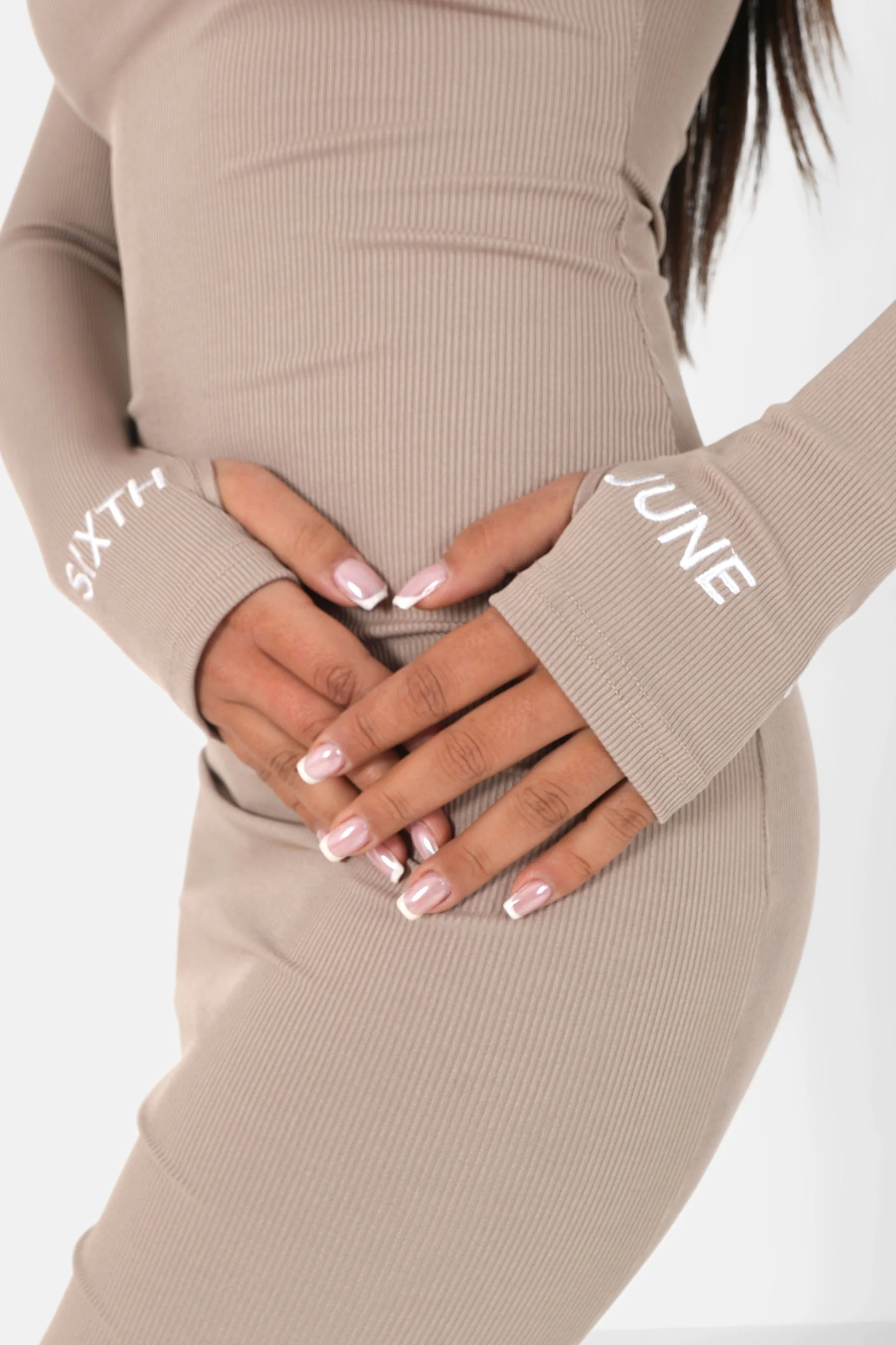 EMBROIDERED logo midi l/s dress - Image 4