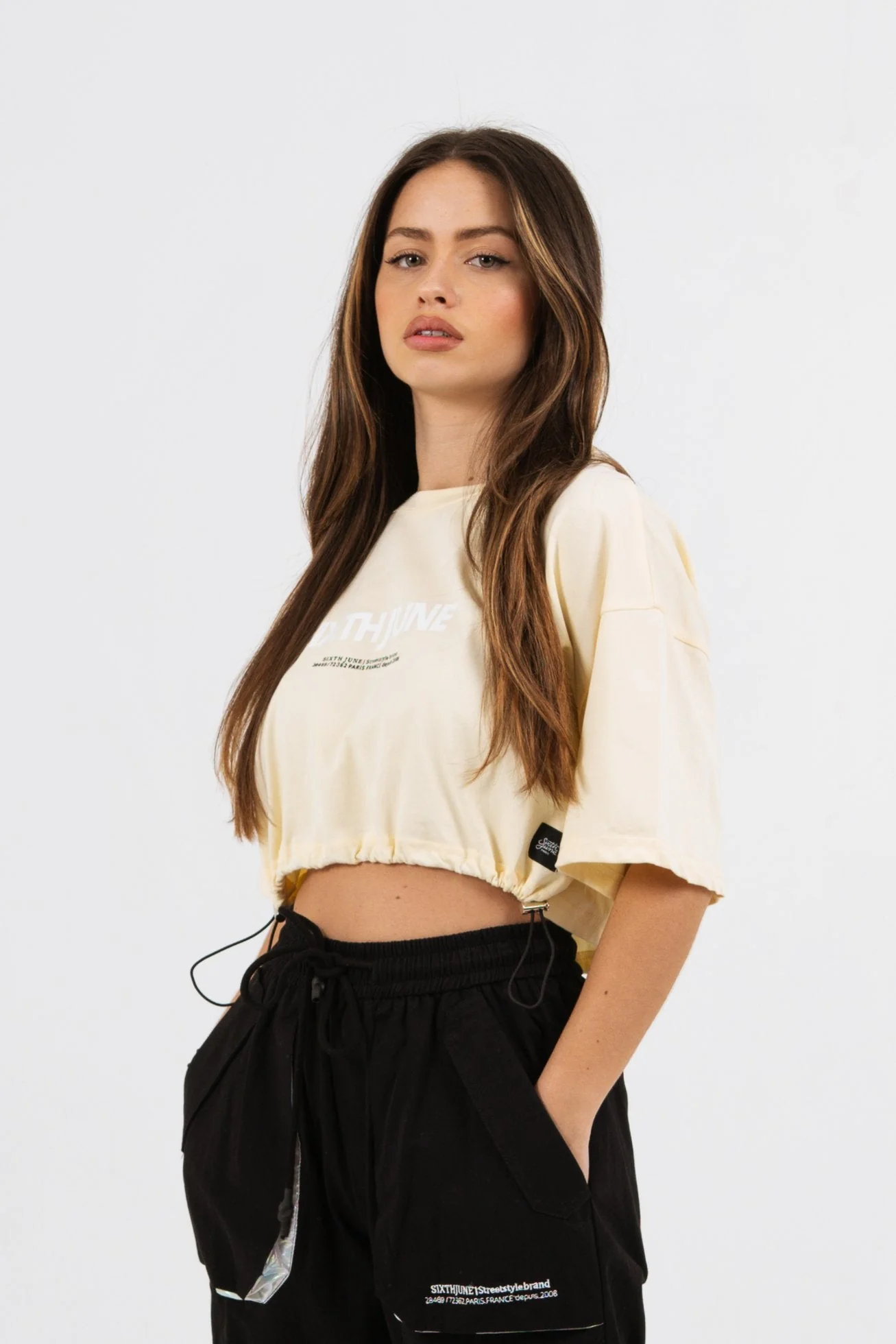 T-shirt court cordons jaune