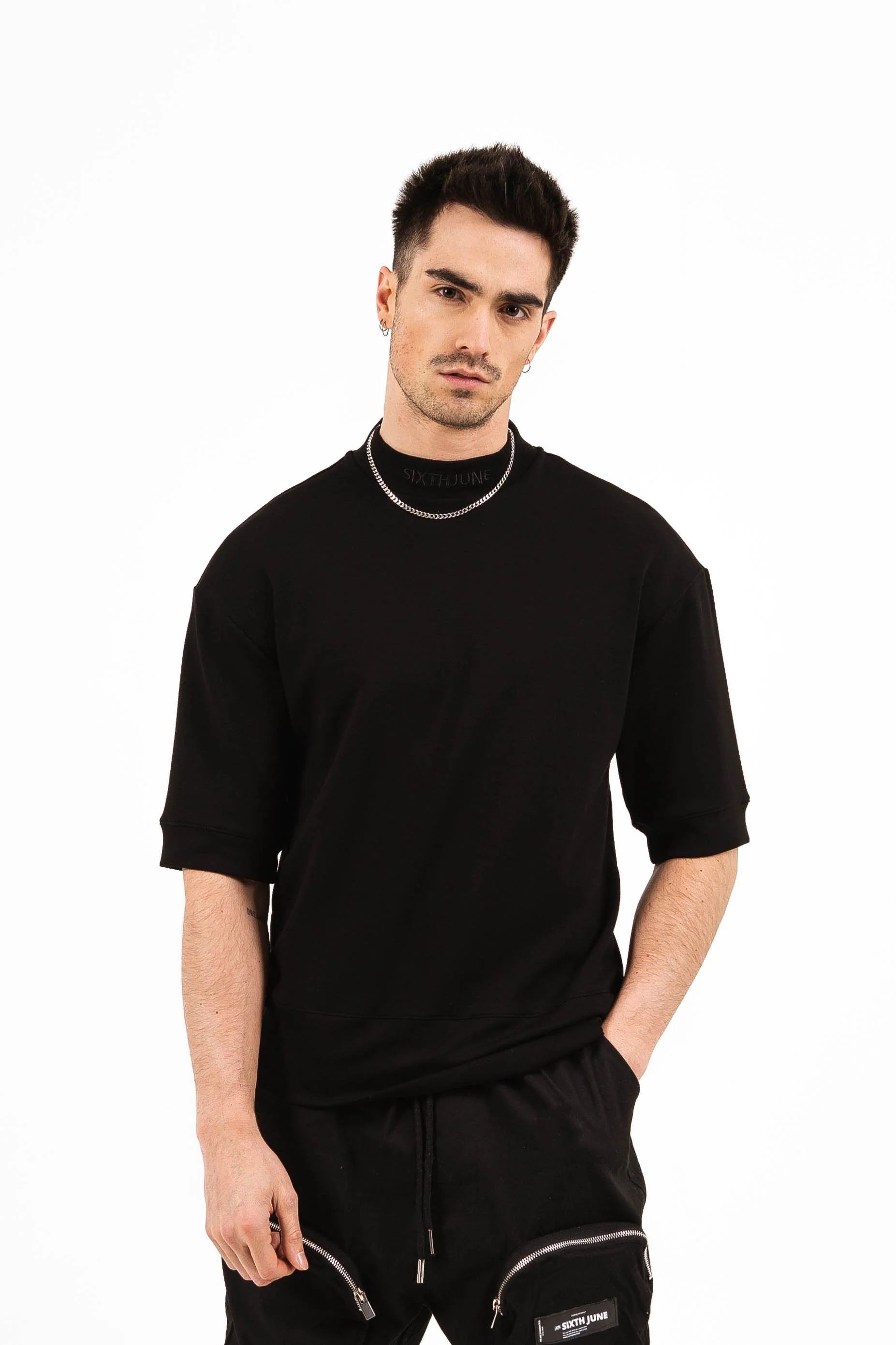 T-shirt manches mi-longues col noir