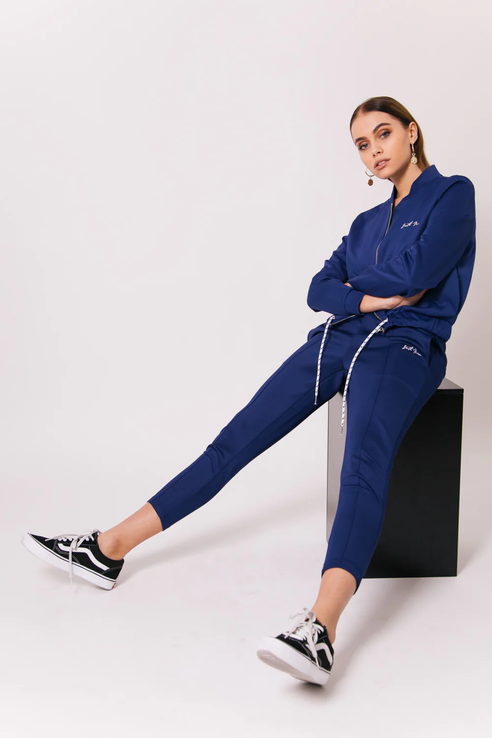Jogging court signature logo bleu - Image 8