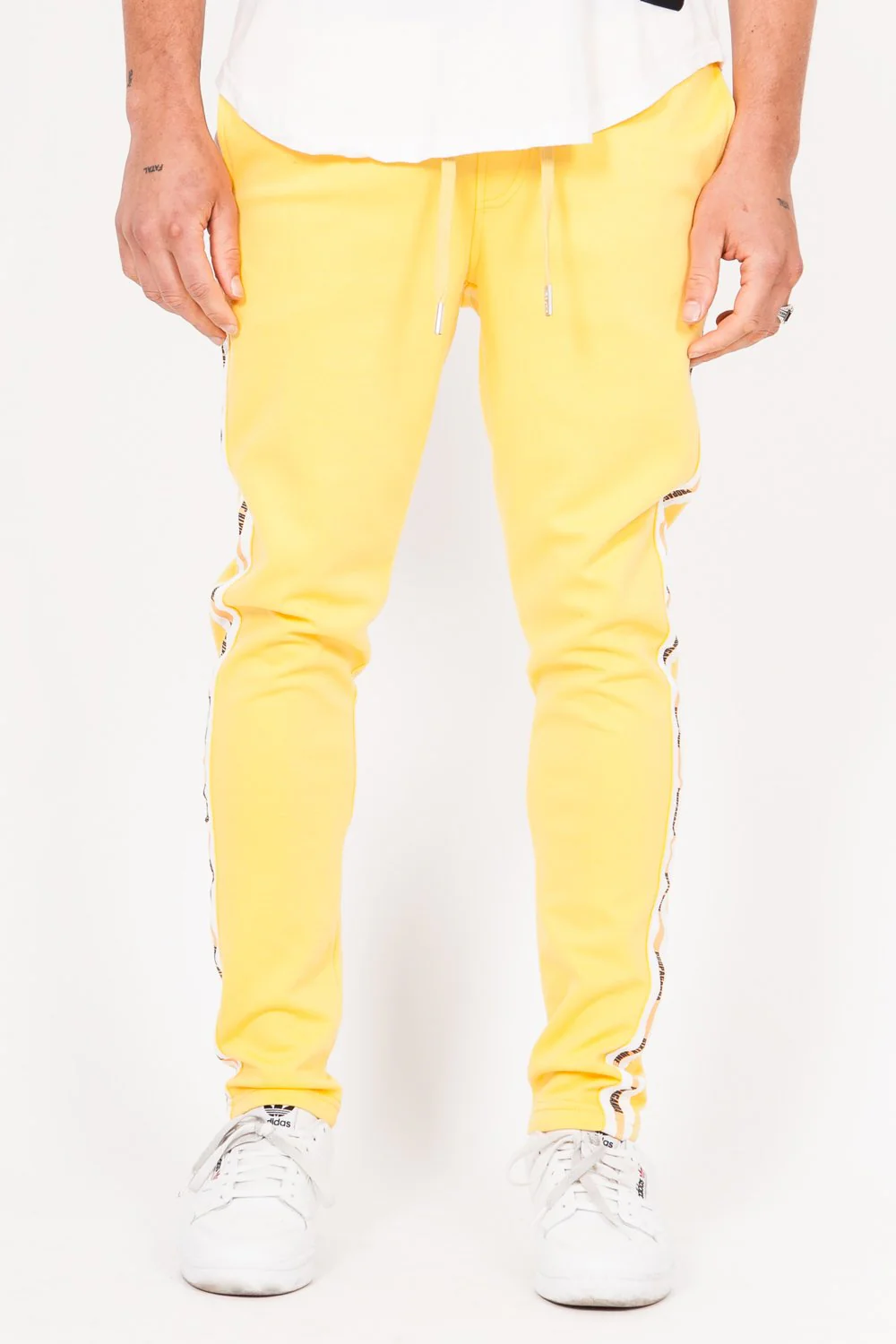 Jogging Propaganda bandes jaune