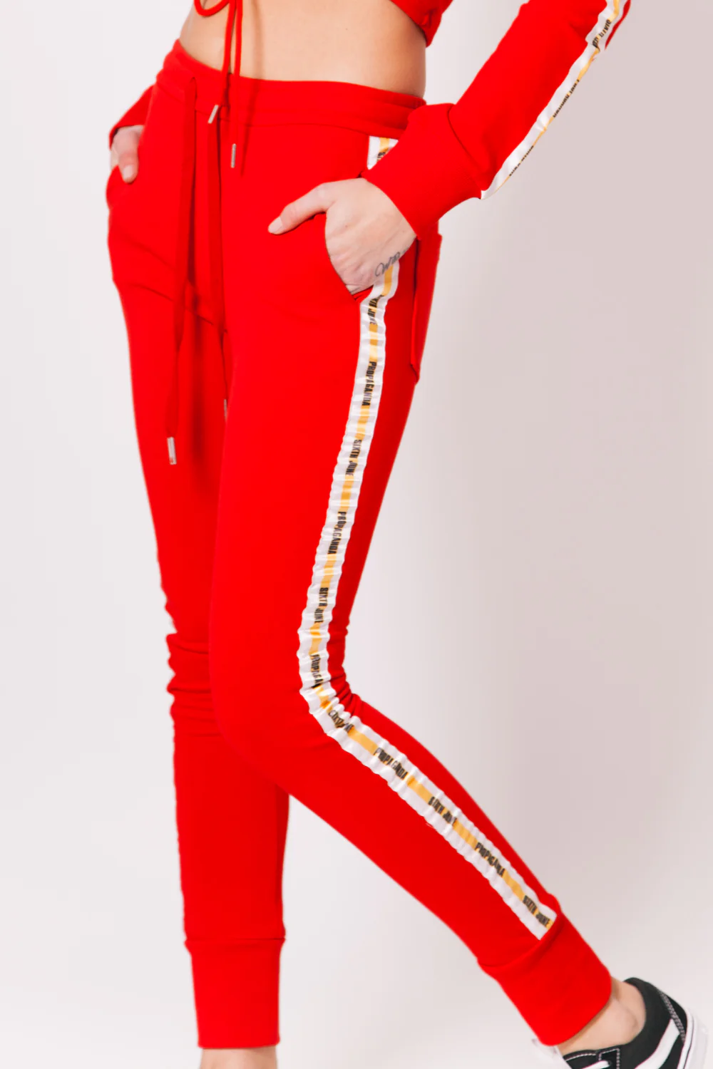 Jogging Propaganda bandes rouge - Image 3