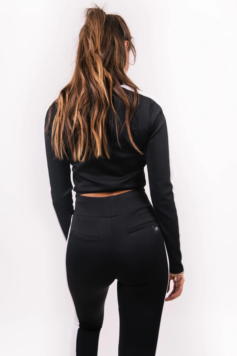 Legging bandes noir blanc - Image 3