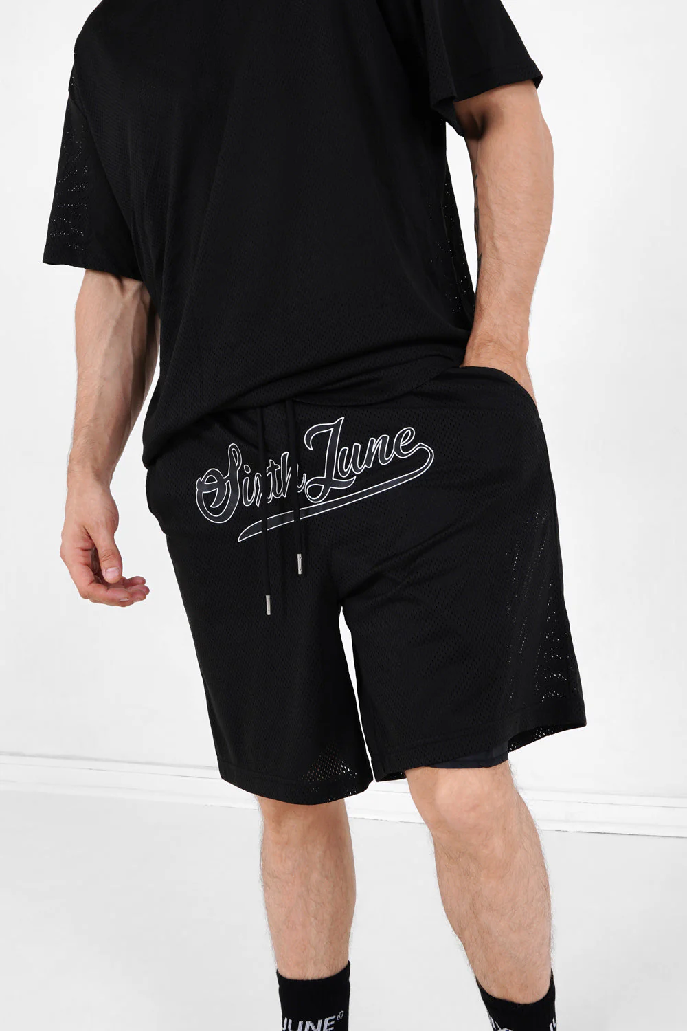 Short mesh signature Noir