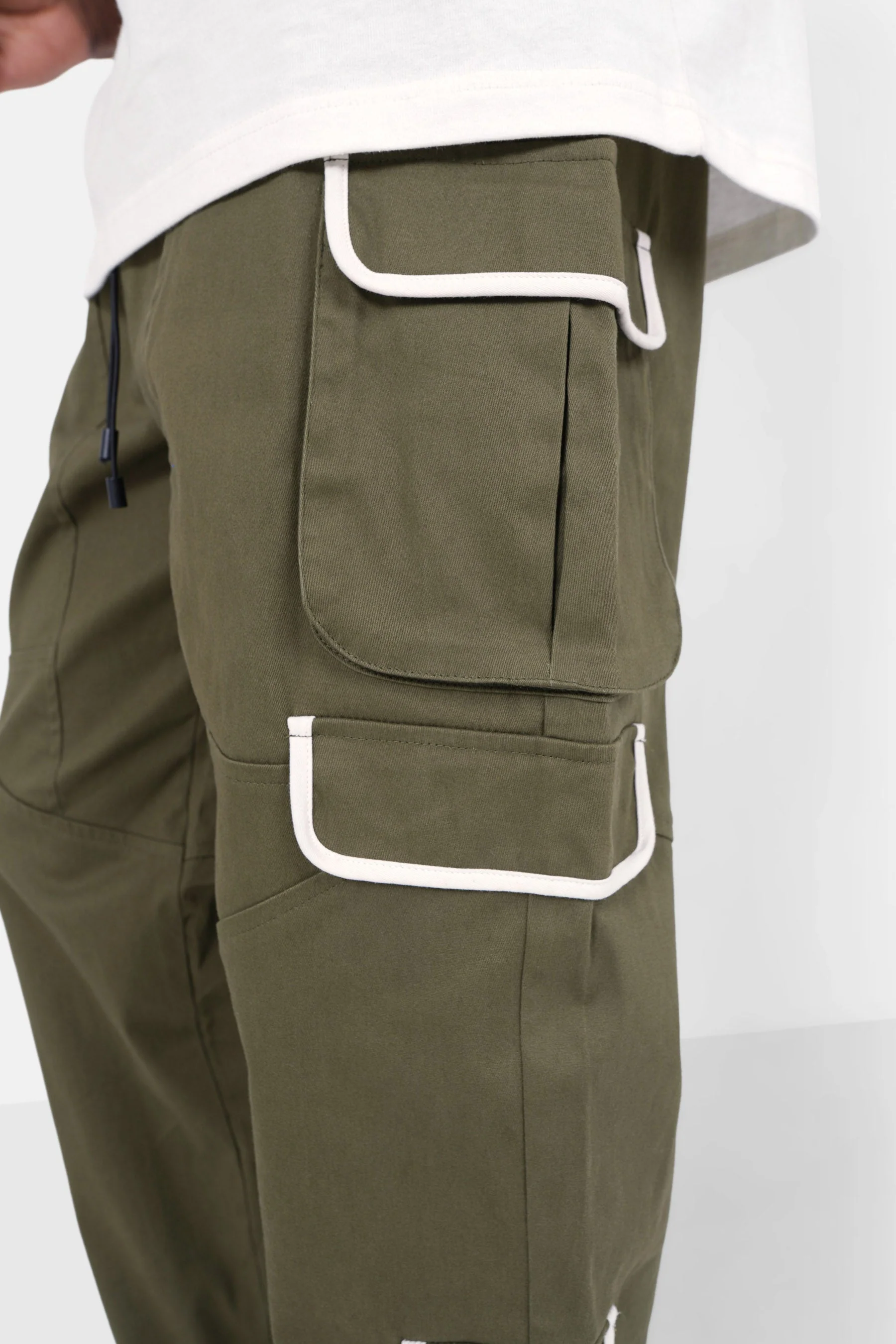 Pantalon cargo muti poches droit Vert - Image 3