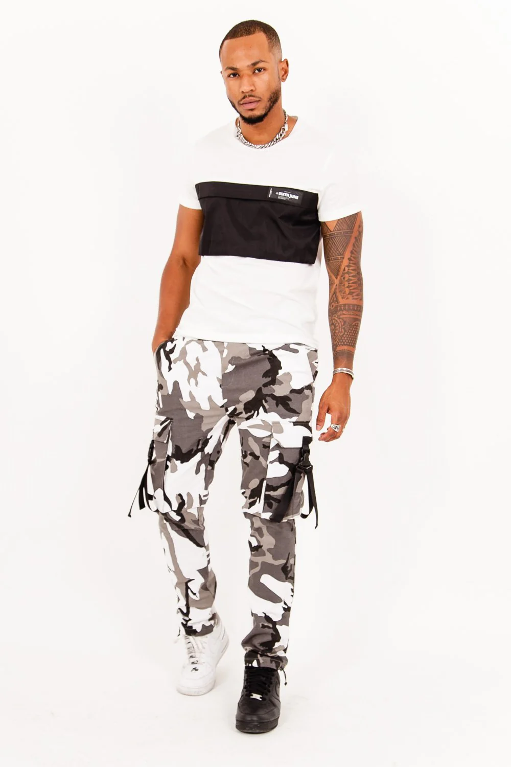 Pantalon camouflage sangles noir - Image 2