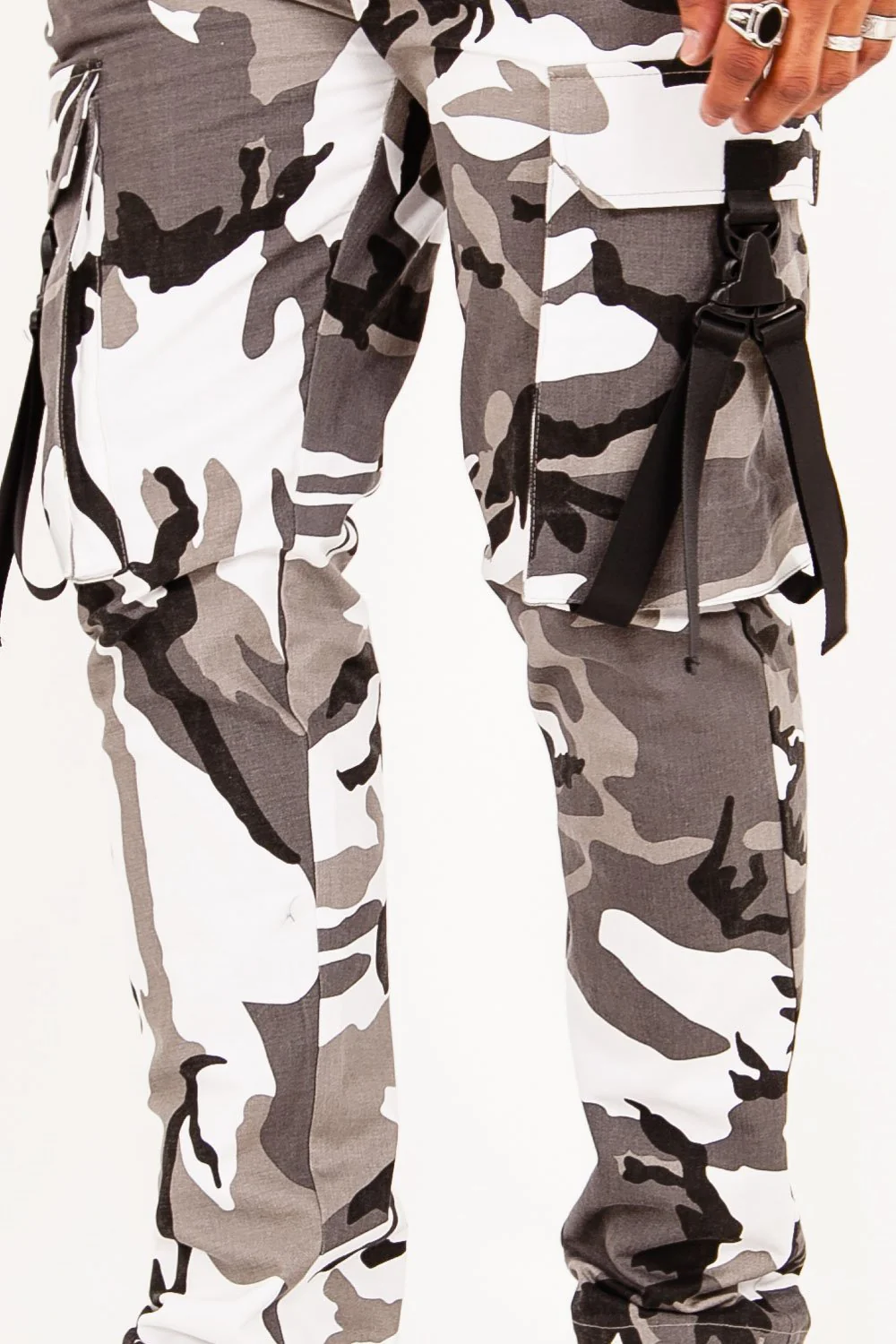 Pantalon camouflage sangles noir - Image 3