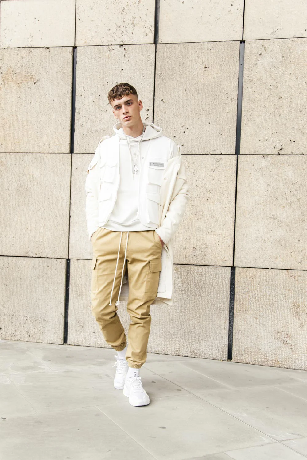 Pantalon cargo cordons beige - Image 5