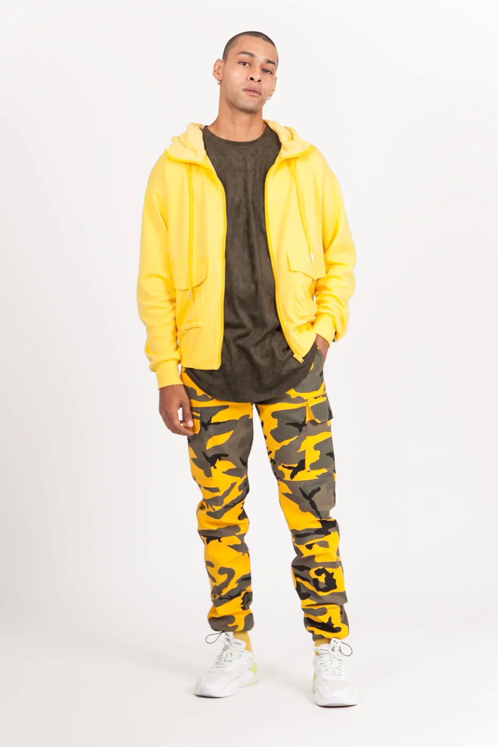 Pantalon cargo élastique camouflage jaune - Image 5