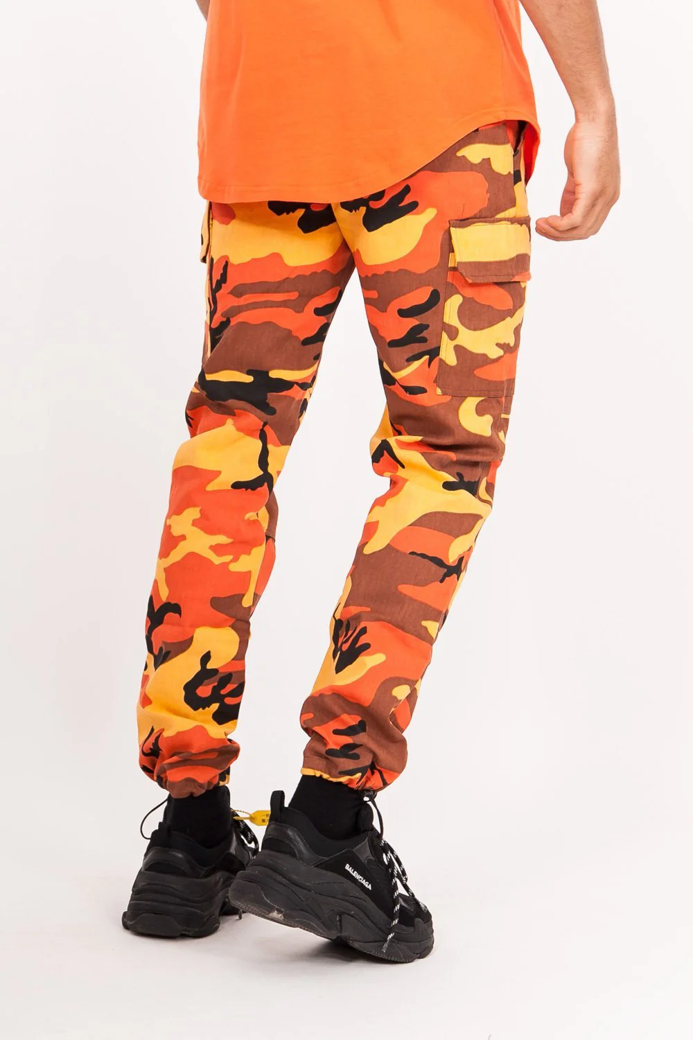 Pantalon cargo élastique camouflage orange - Image 3