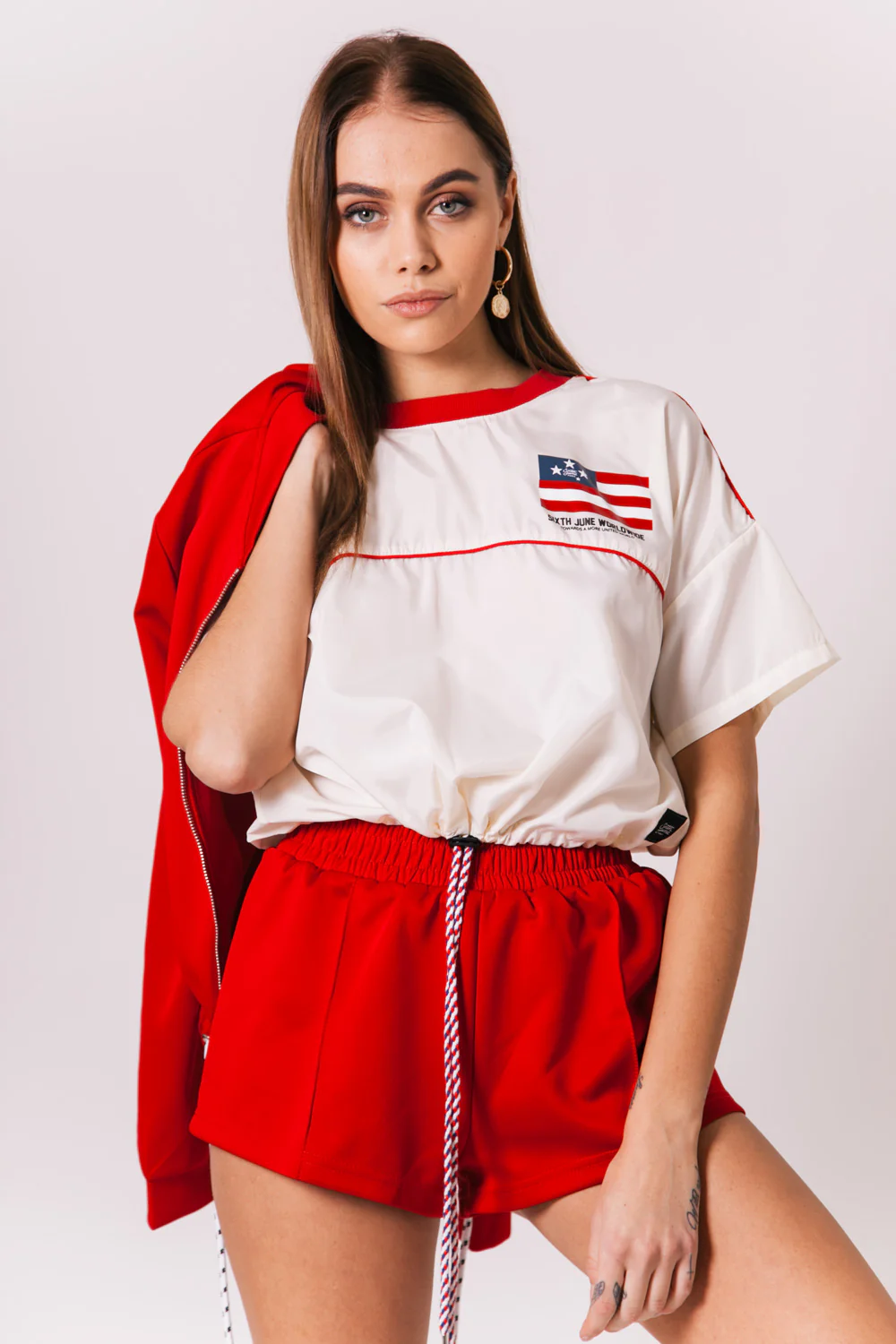 Short court logo signature rouge - Image 3