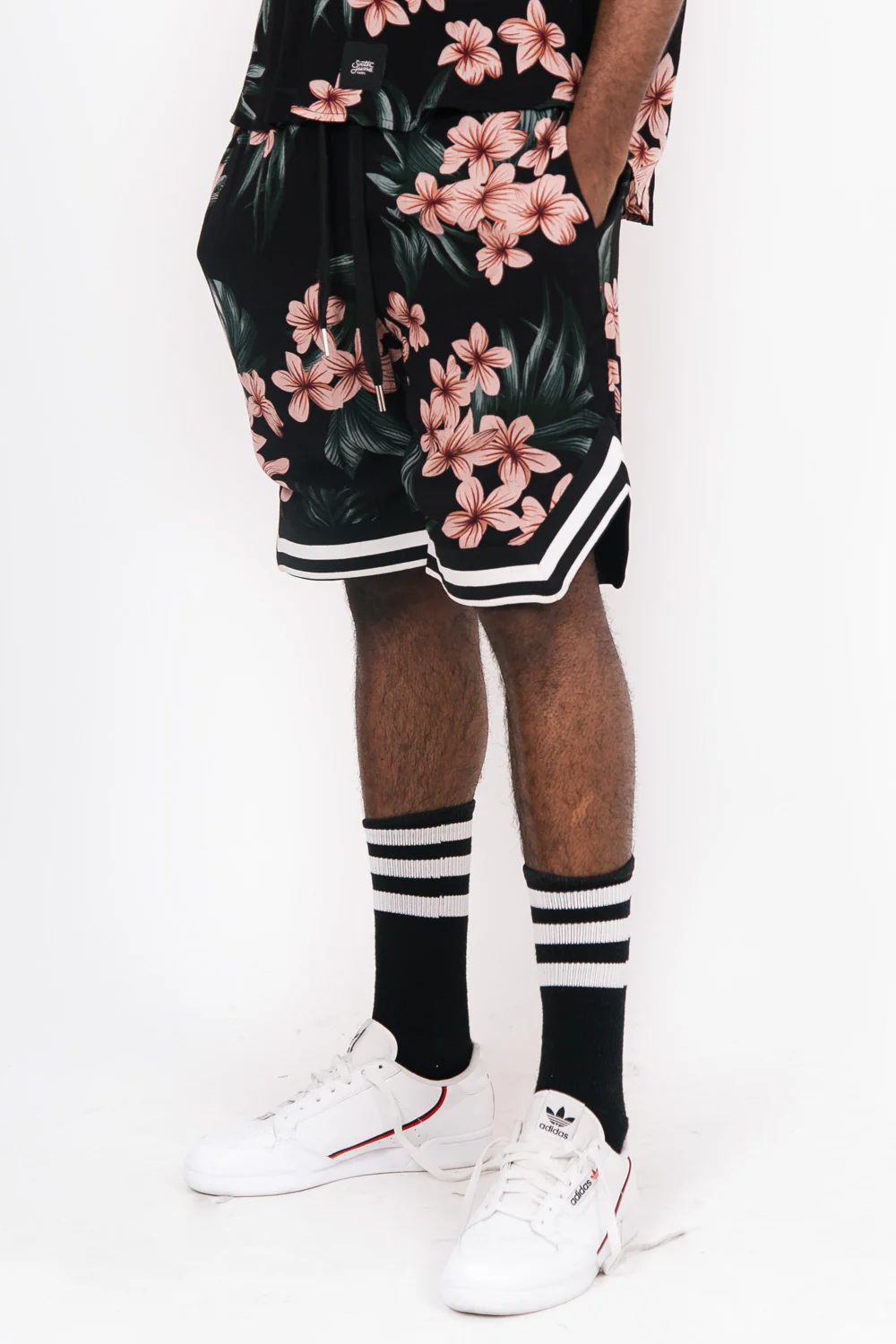 Short floral noir rose - Image 2