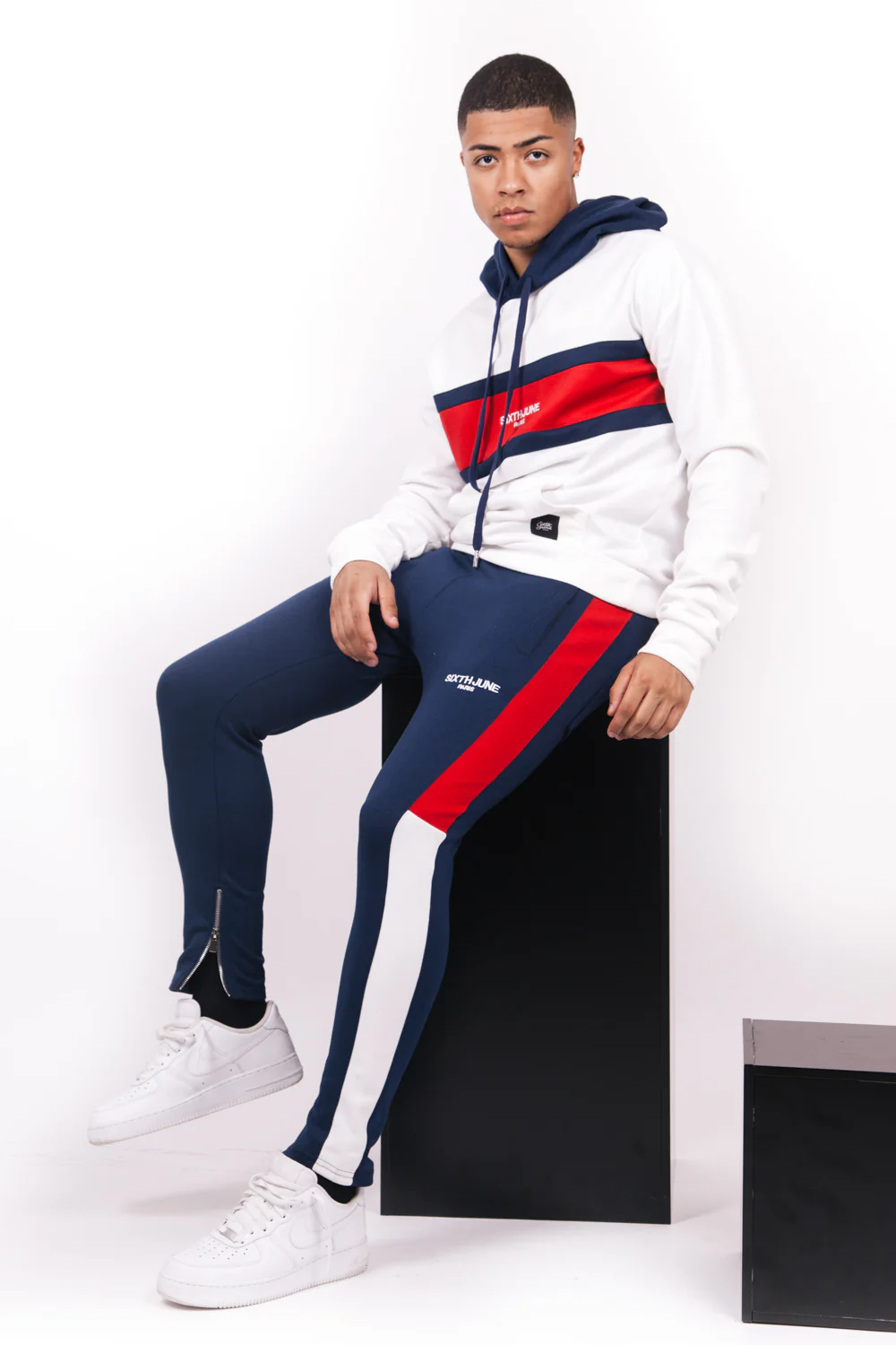 Sweat capuche tricolore blanc rouge bleu - Image 4