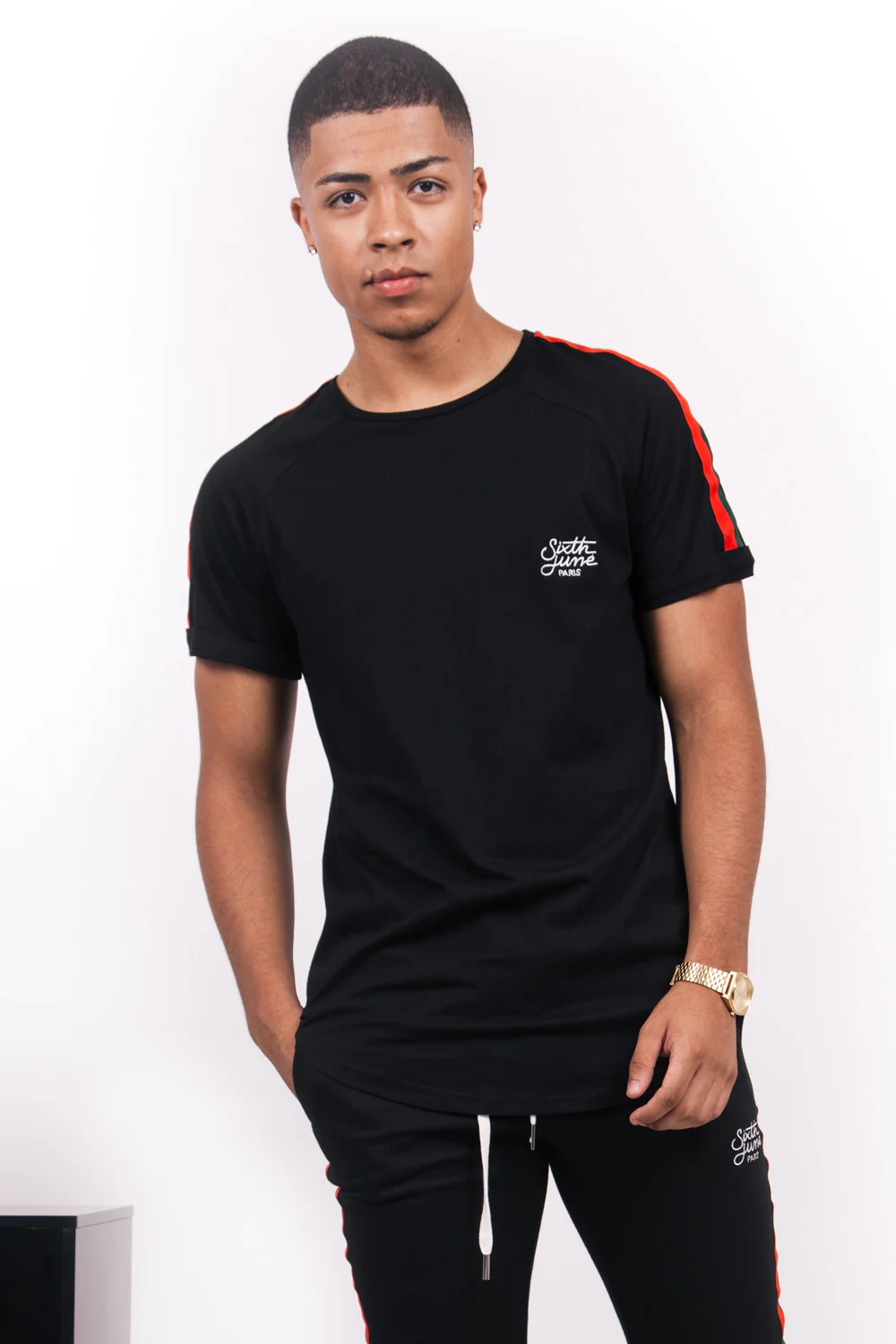 T-shirt bandes bicolores noir vert rouge - Image 2
