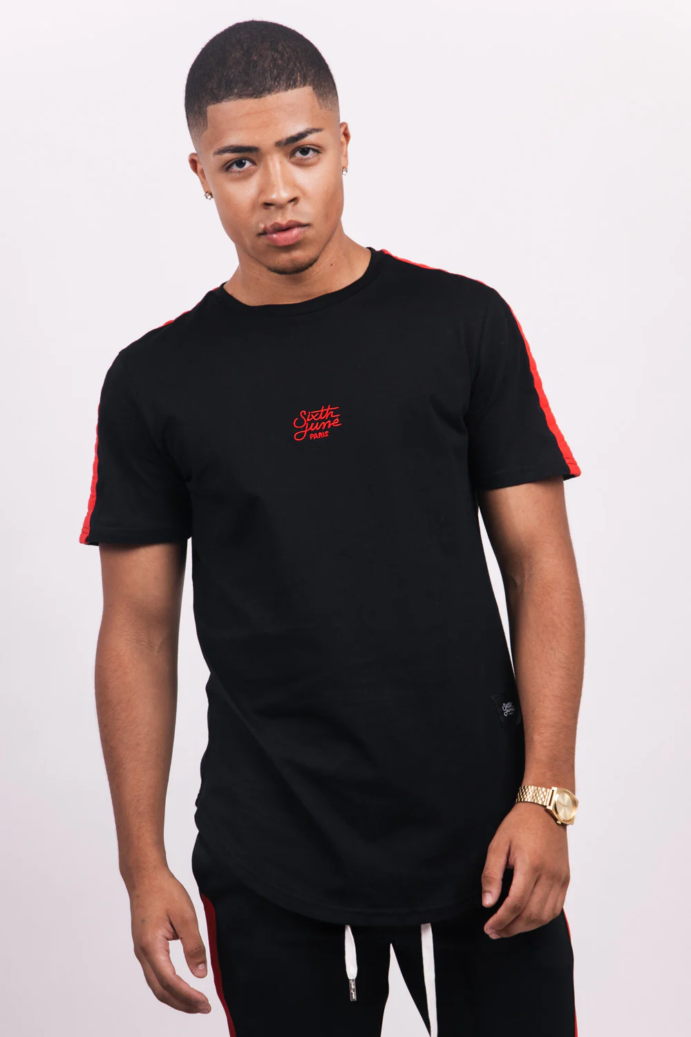 T-shirt bandes matelassées noir rouge - Image 2