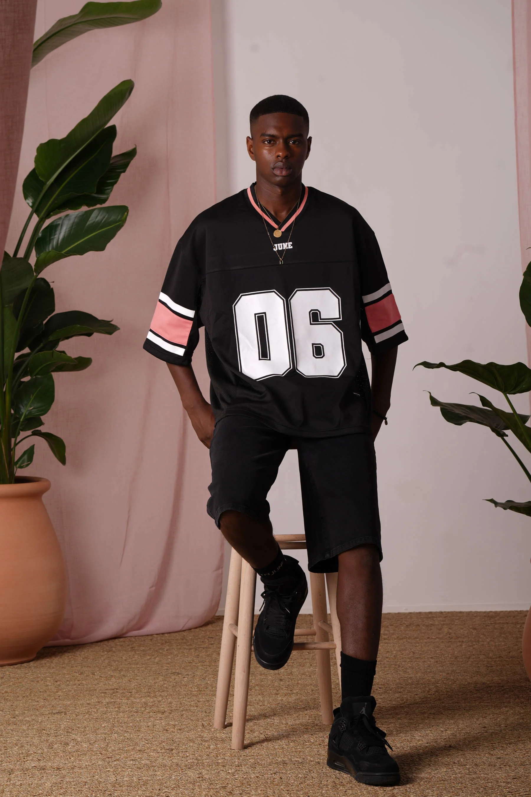 VARSITY football s/s t-shirt - Image 6