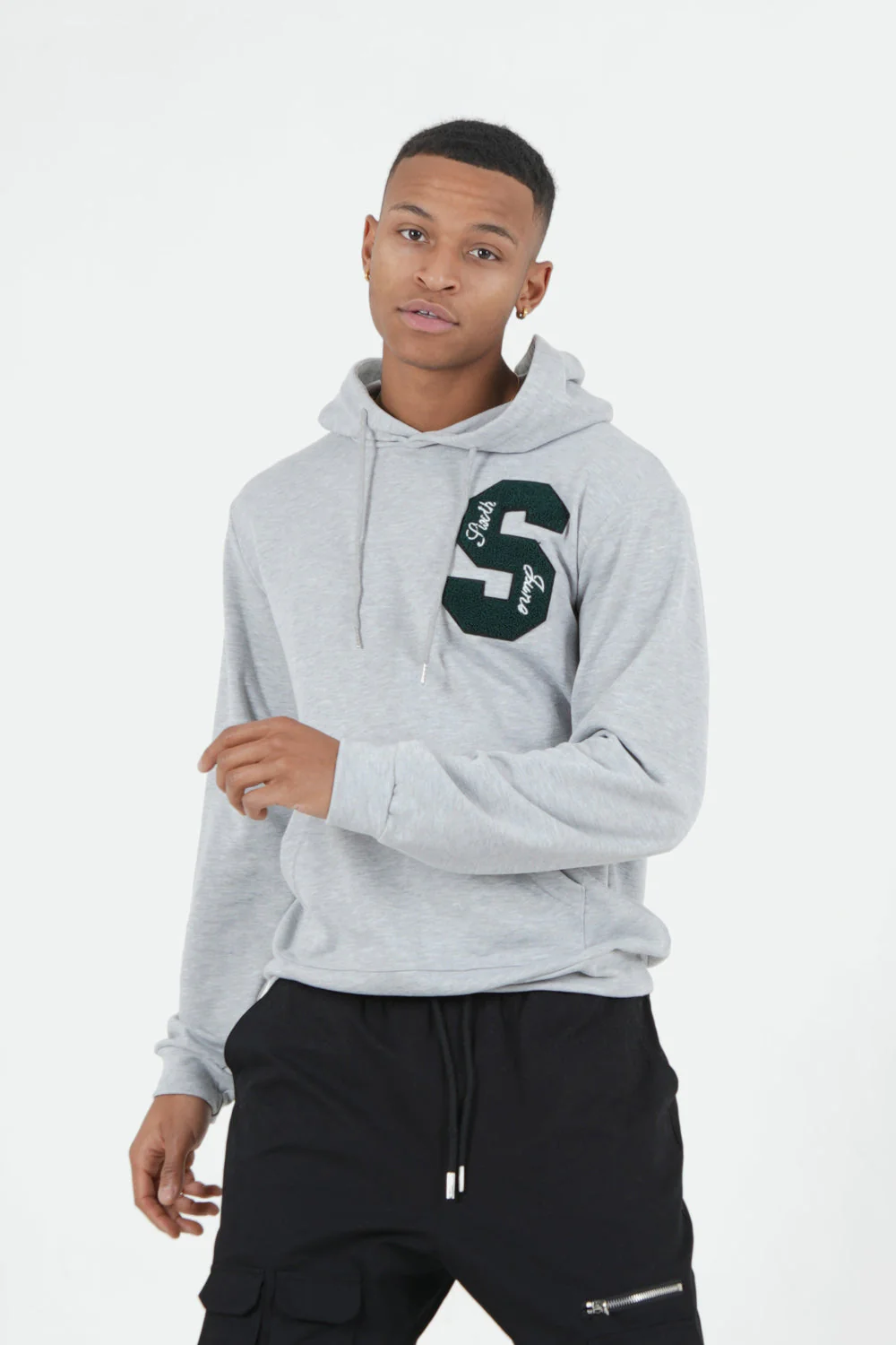 Sweat capuche logo patch université Gris