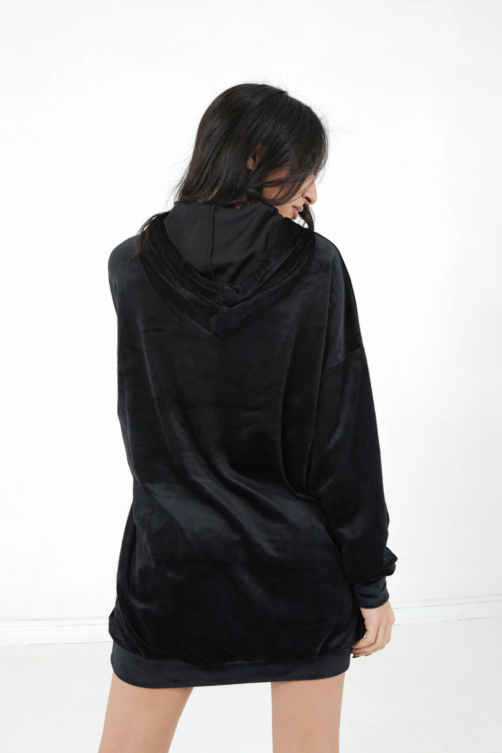 Robe sweat velours strass Noir - Image 5