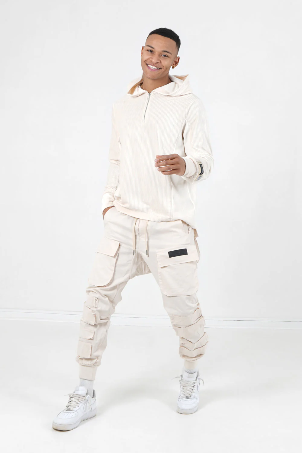 Sweat capuche velours Beige - Image 2