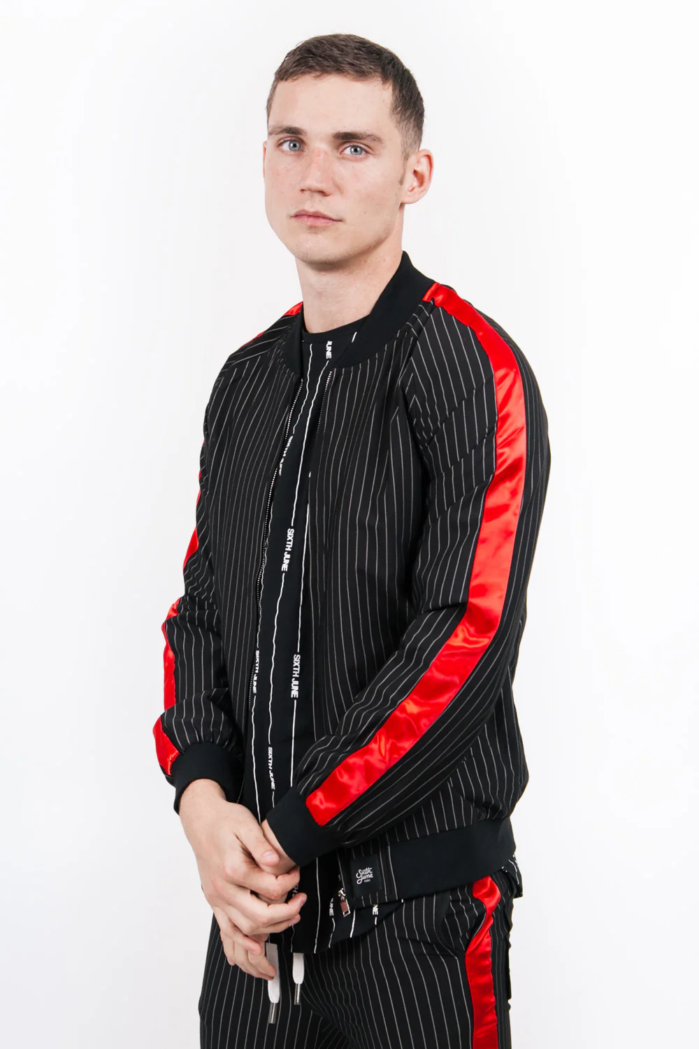Veste rayée baseball noir rouge - Image 3